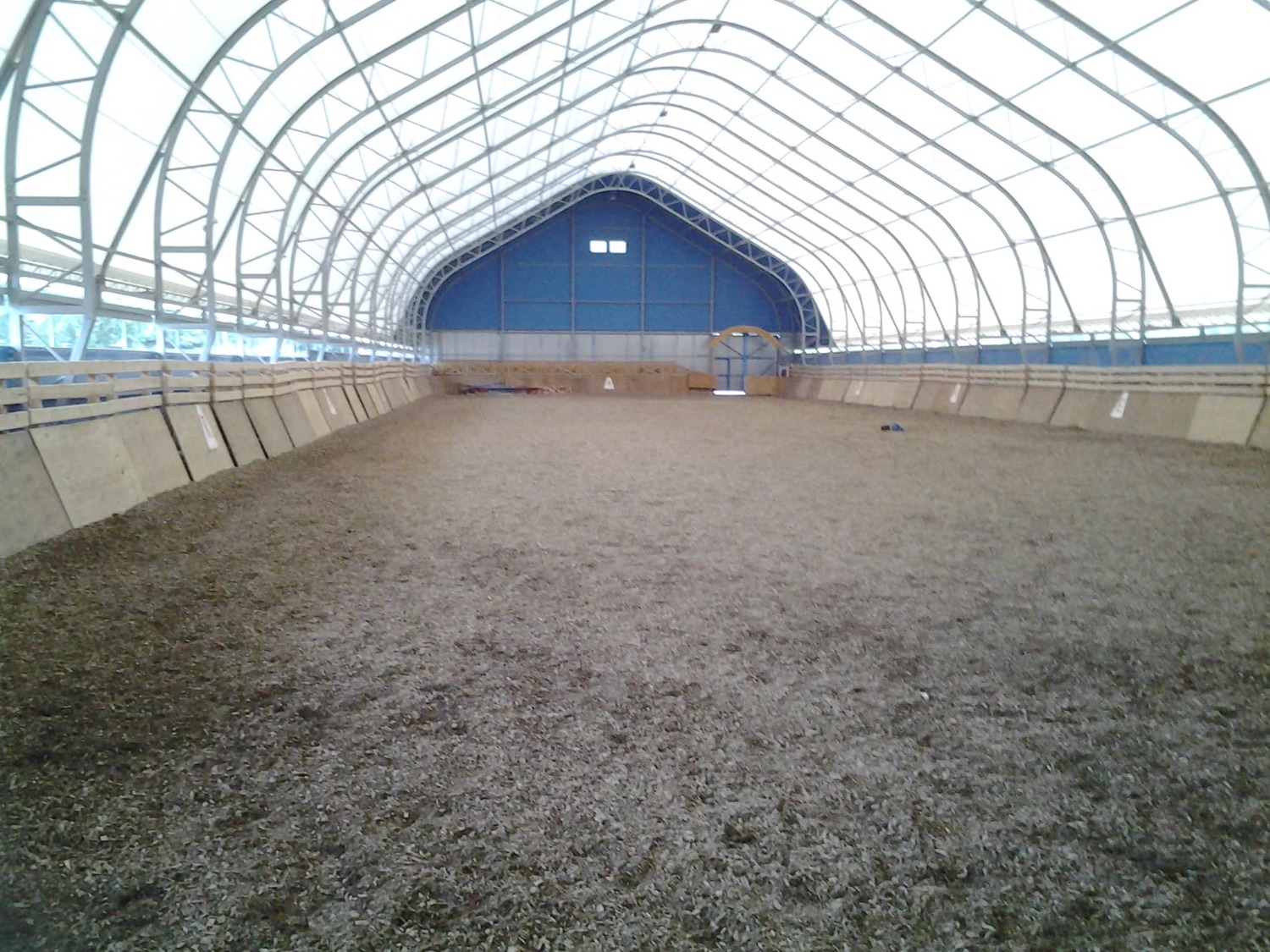 ангар для лошадей